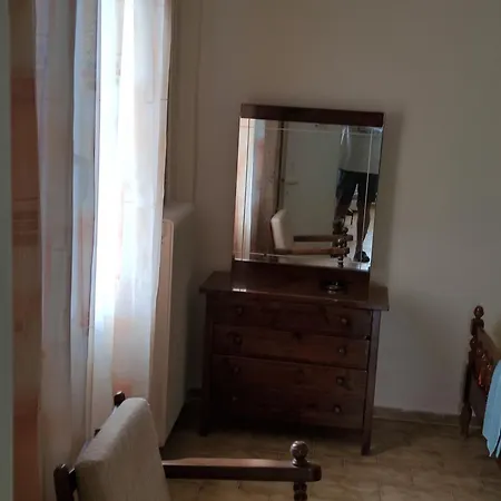 Blue And White 1 Apartman *